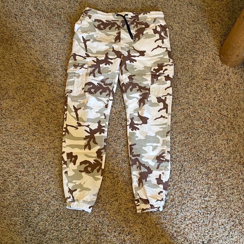 Twill camo cargo jogger pants